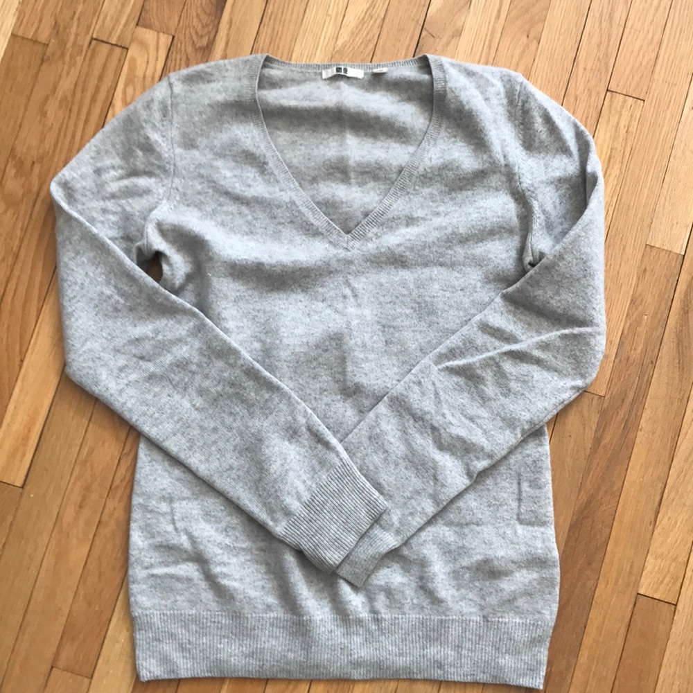 Uniqlo 100% Cashmere Sweater Grey Small